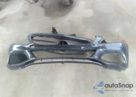 2015 Mercedes-Benz C 300 из США, поврежденный, VIN 55SWF4JB3FU093668